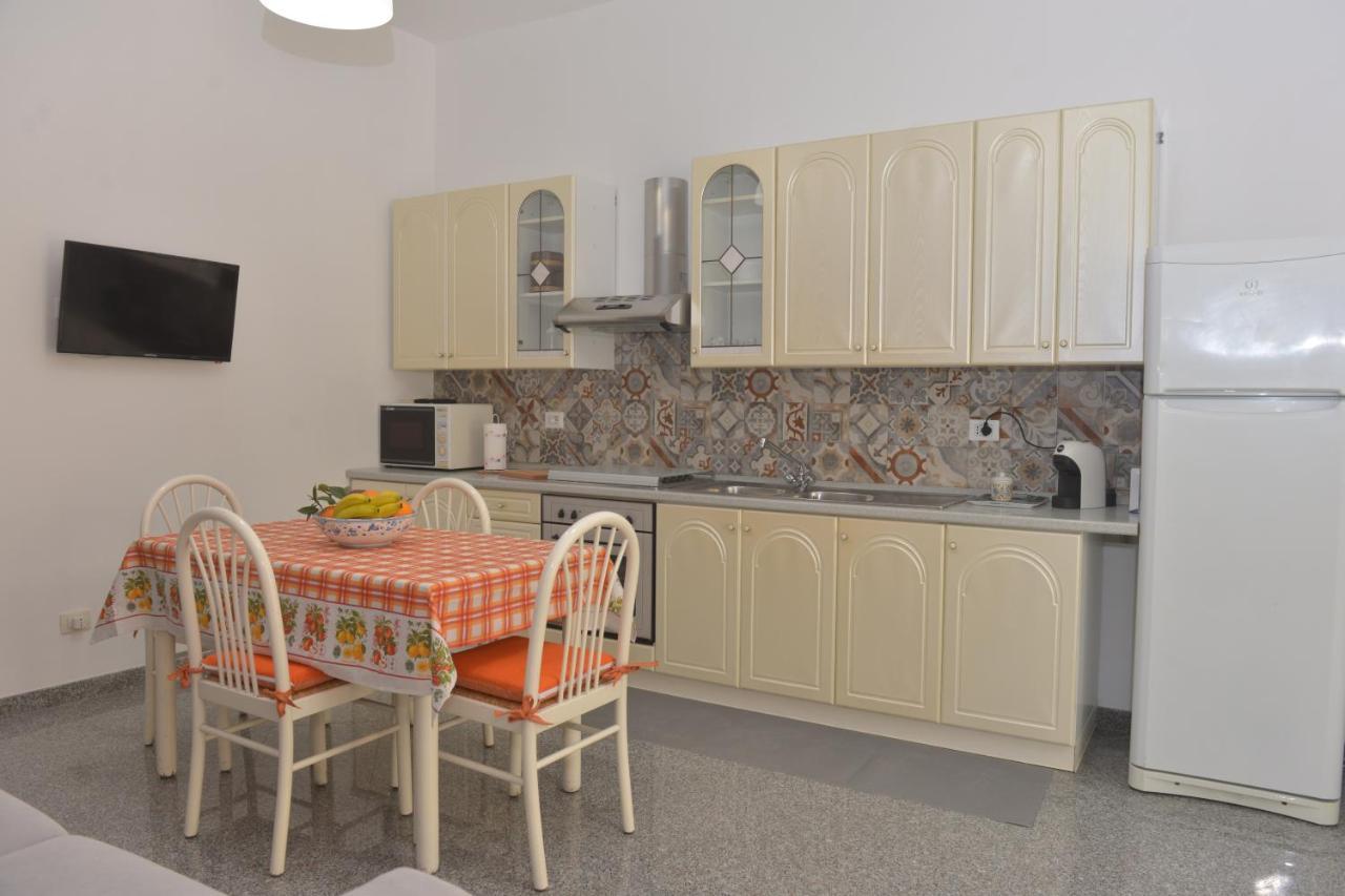 Casa Vacanza Liolà Noto Exterior foto
